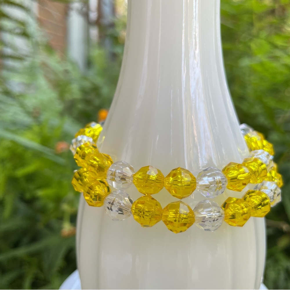 NWOT Handmade Faceted Beads Memory Wire Bracelet.